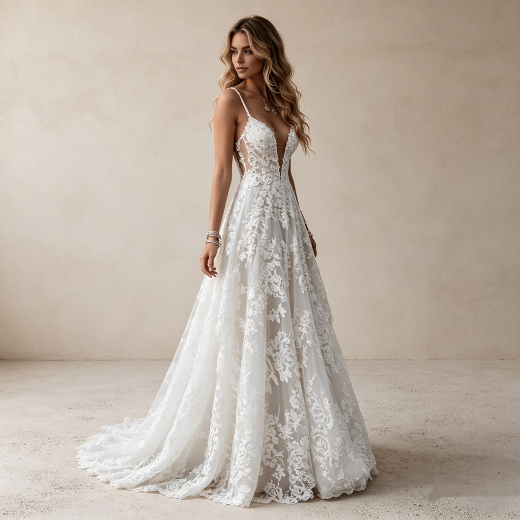 Elegantes A-Linien Abendkleid mit tiefem V-Ausschnitt – Bodenlanges Maxikleid mit floraler Spitze und filigranen Spaghettiträgern