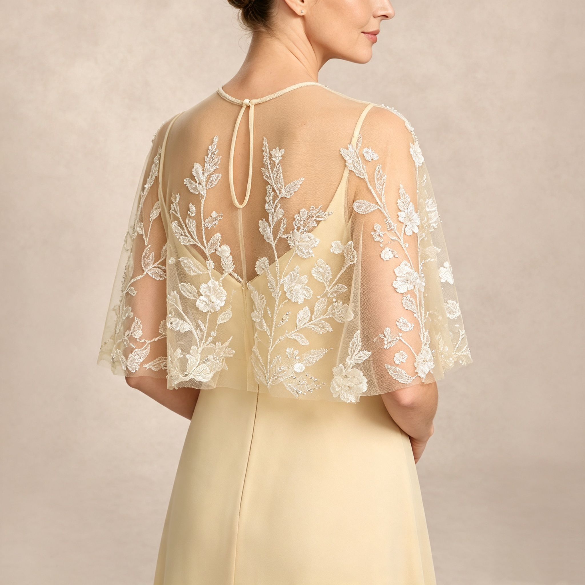 Champagner Chiffon Kleid mit Spitzen Cape Ärmeln Lang Maxi Abendkleid