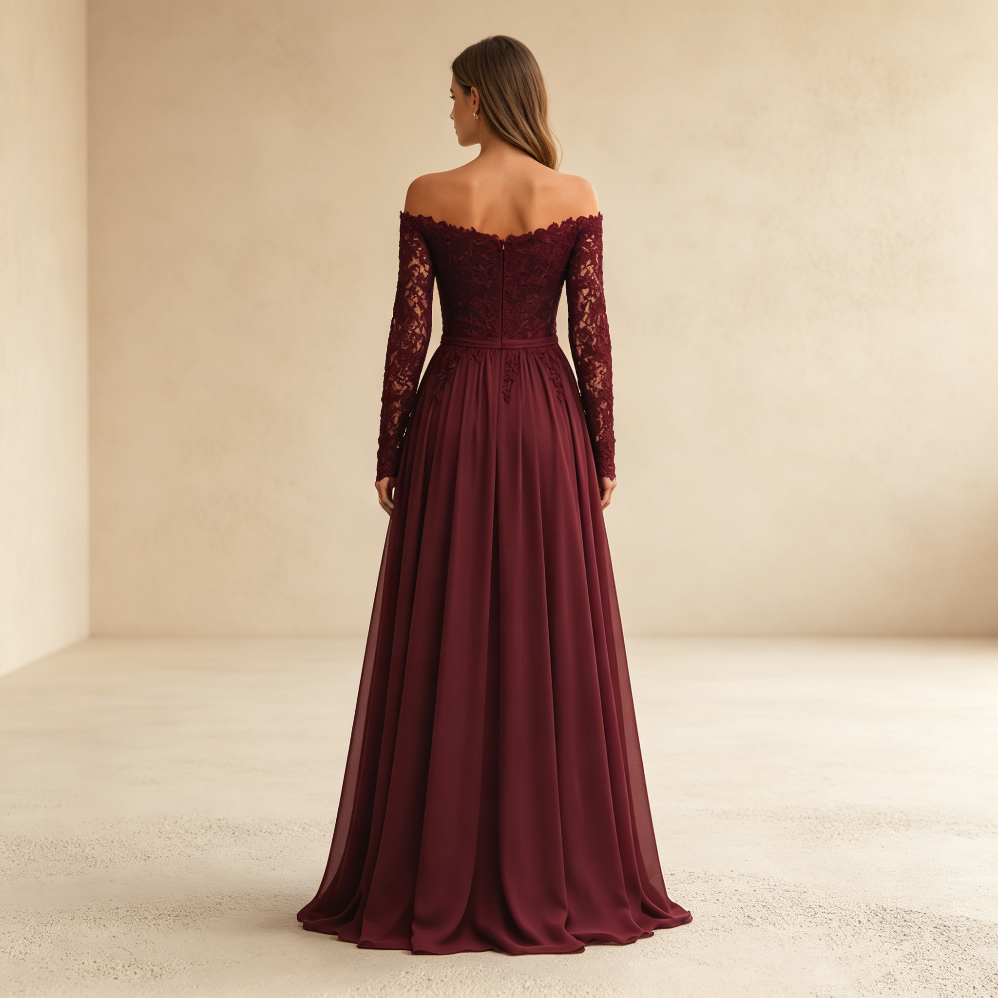 Abendkleid in Weinrot mit Spitzen-Applikationen und Off-Shoulder-Ärmeln