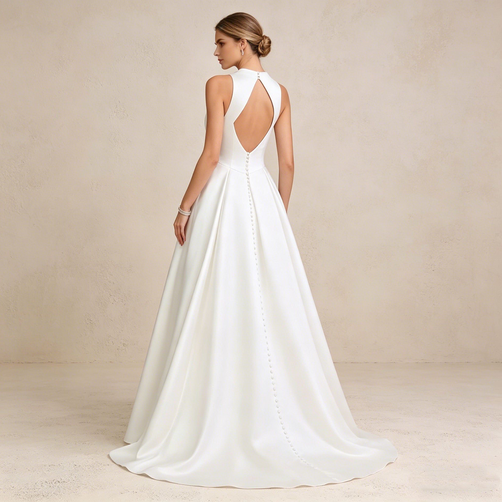 Minimalistisches Satin-Maxikleid mit V-Ausschnitt und Taschen – Elegantes Abendkleid in A-Linie (Reinweiß)