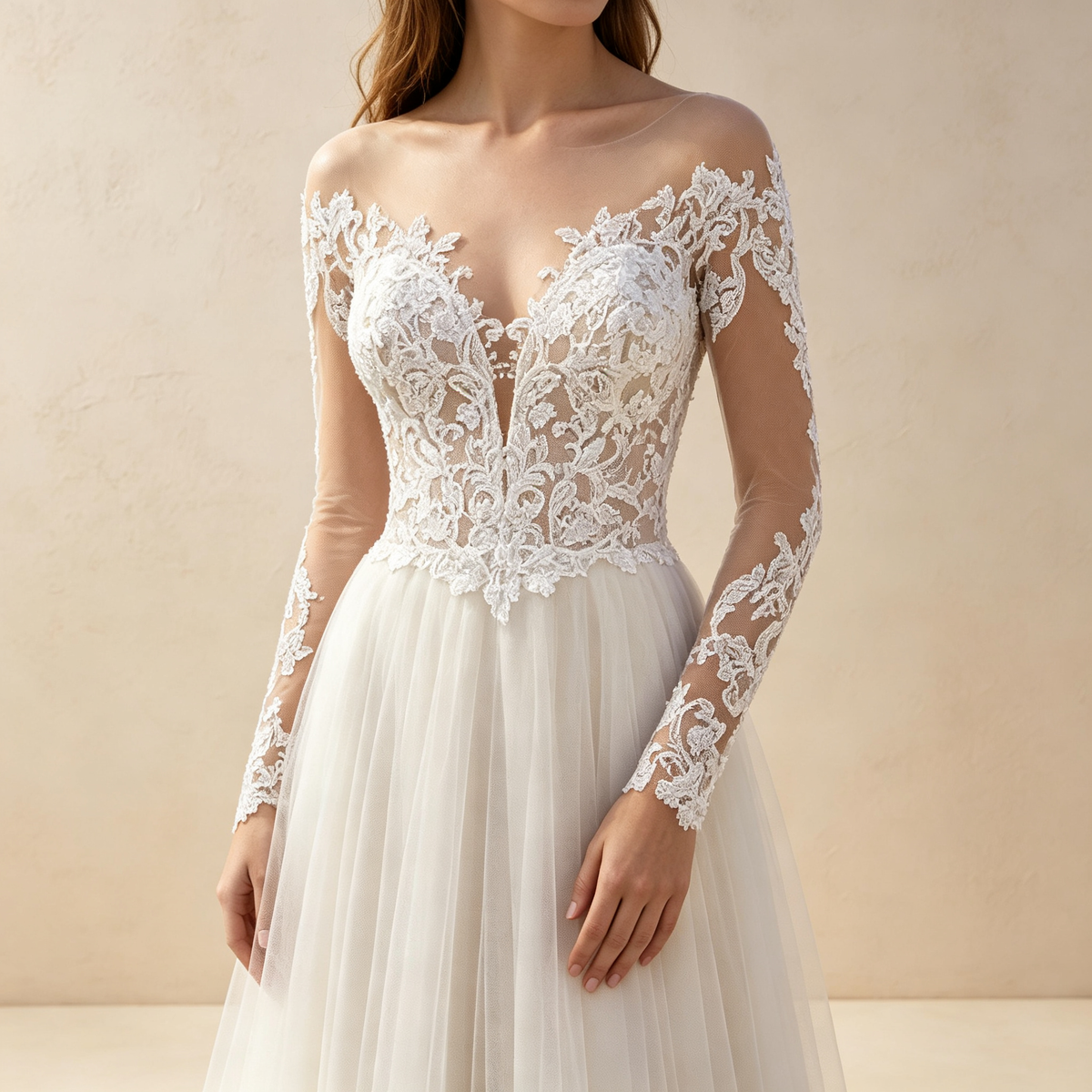 Langärmeliges Tüll A-Linien-Abendkleid mit Illusions-Spitzenoberteil - Elfenbein