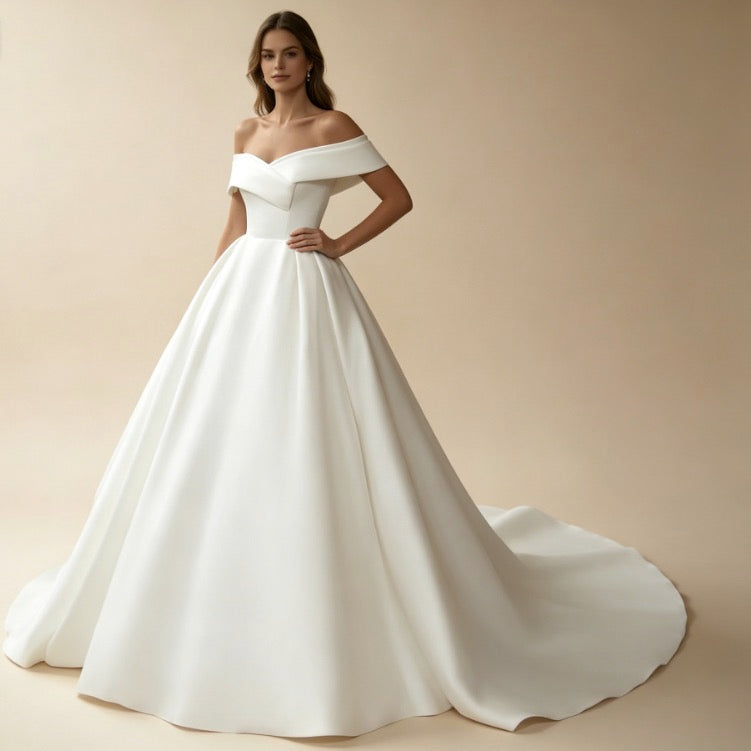 Exklusives weißes Satin-Maxikleid schulterfrei, elegantes bodenlanges Abendkleid in A-Linie mit Schleppe
