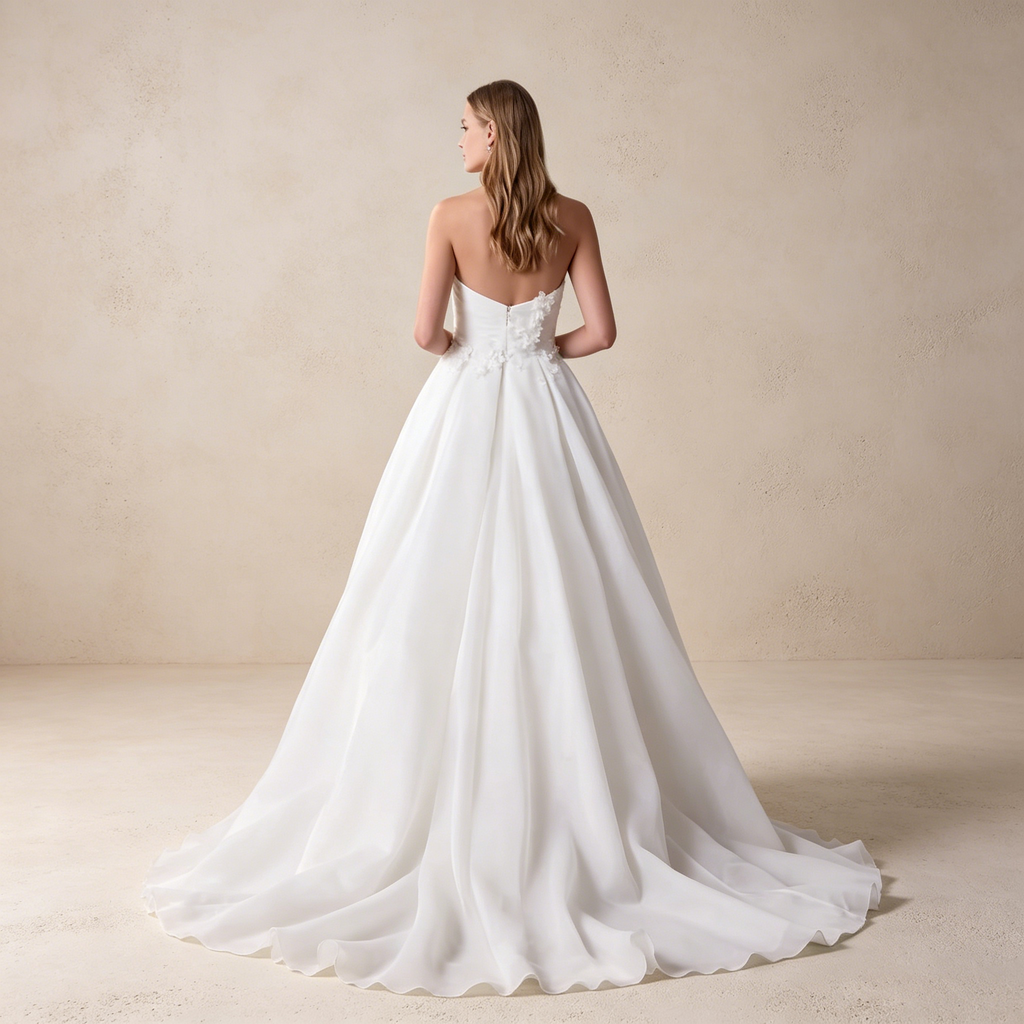 A-Linie Abendkleid mit 3D-Blumen | Elegantes Trägerloses Maxikleid aus Tüll