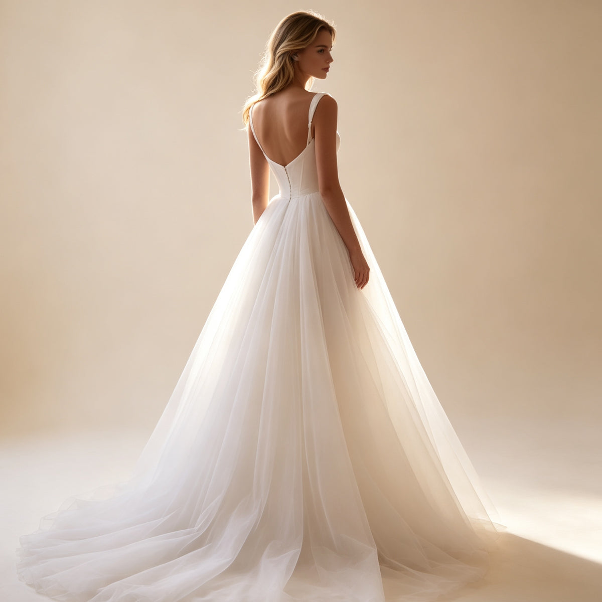 Damen Fest‑Maxikleid A‑Linie mit breiten Trägern, figurformendes Oberteil und langer Schleppe