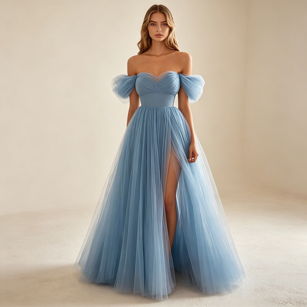 Eisblaues Off-Shoulder Abendkleid mit Beinschlitz – Elegante Tüll-Robe
