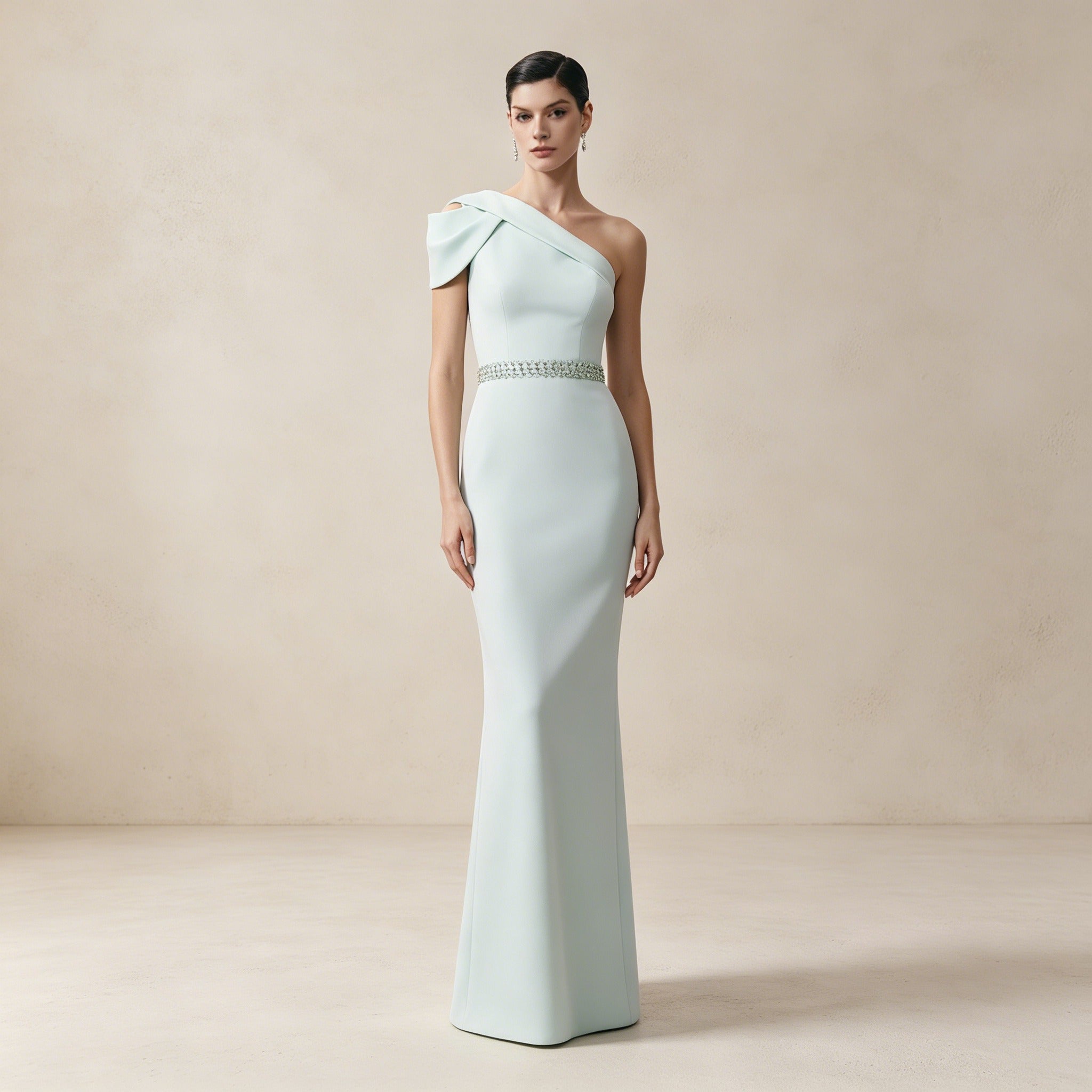 Asymmetrisches One-Shoulder Abendkleid in Mintgrün mit Kristall-Gürtel