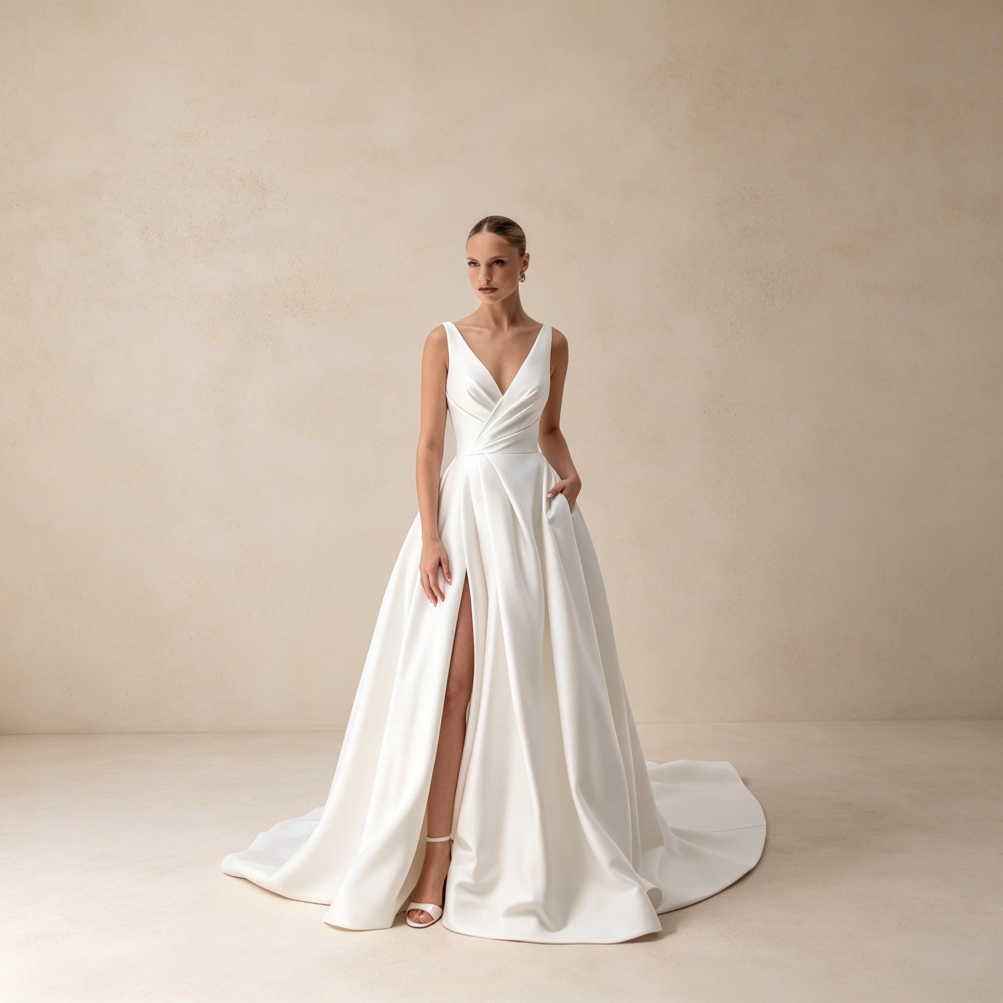 Exklusives Gala-Kleid Weiß | Bodenlanges Kleid mit eckigem Ausschnitt