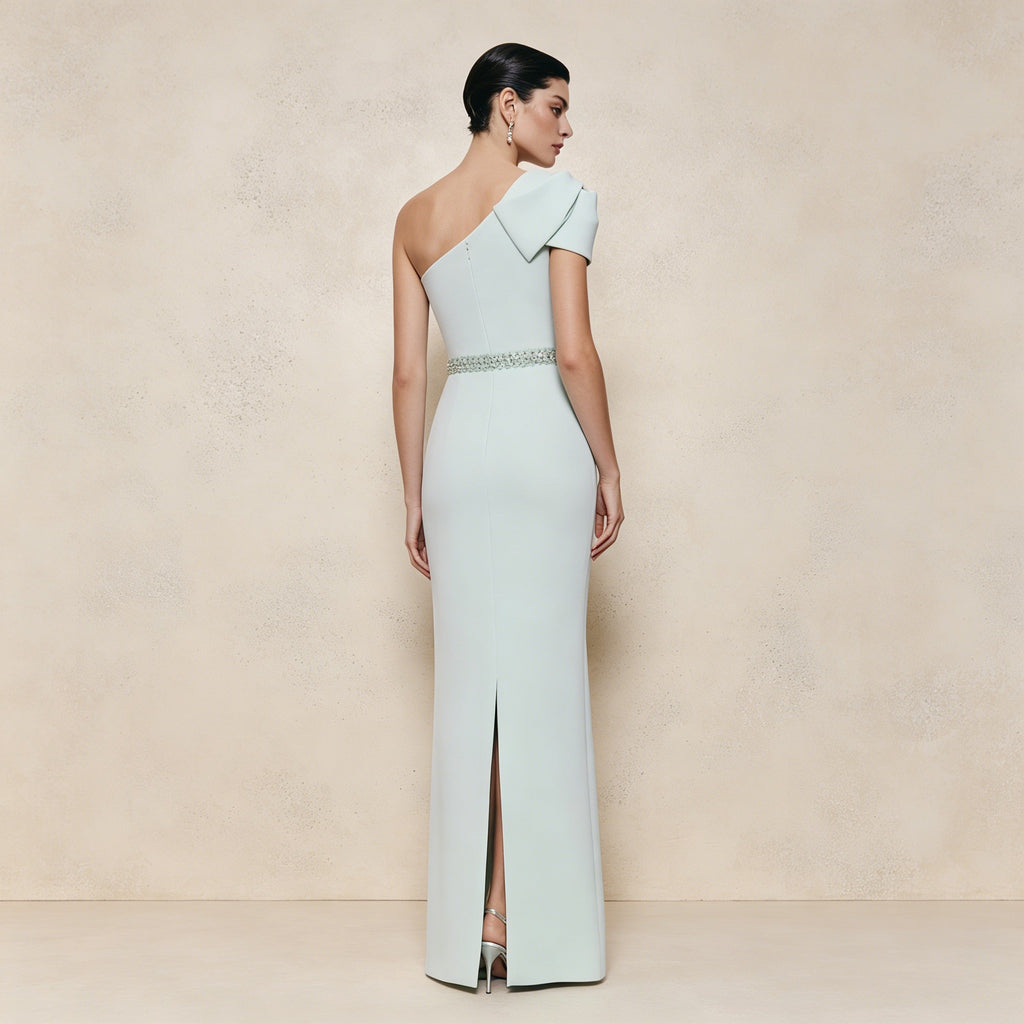 Asymmetrisches One-Shoulder Abendkleid in Mintgrün mit Kristall-Gürtel