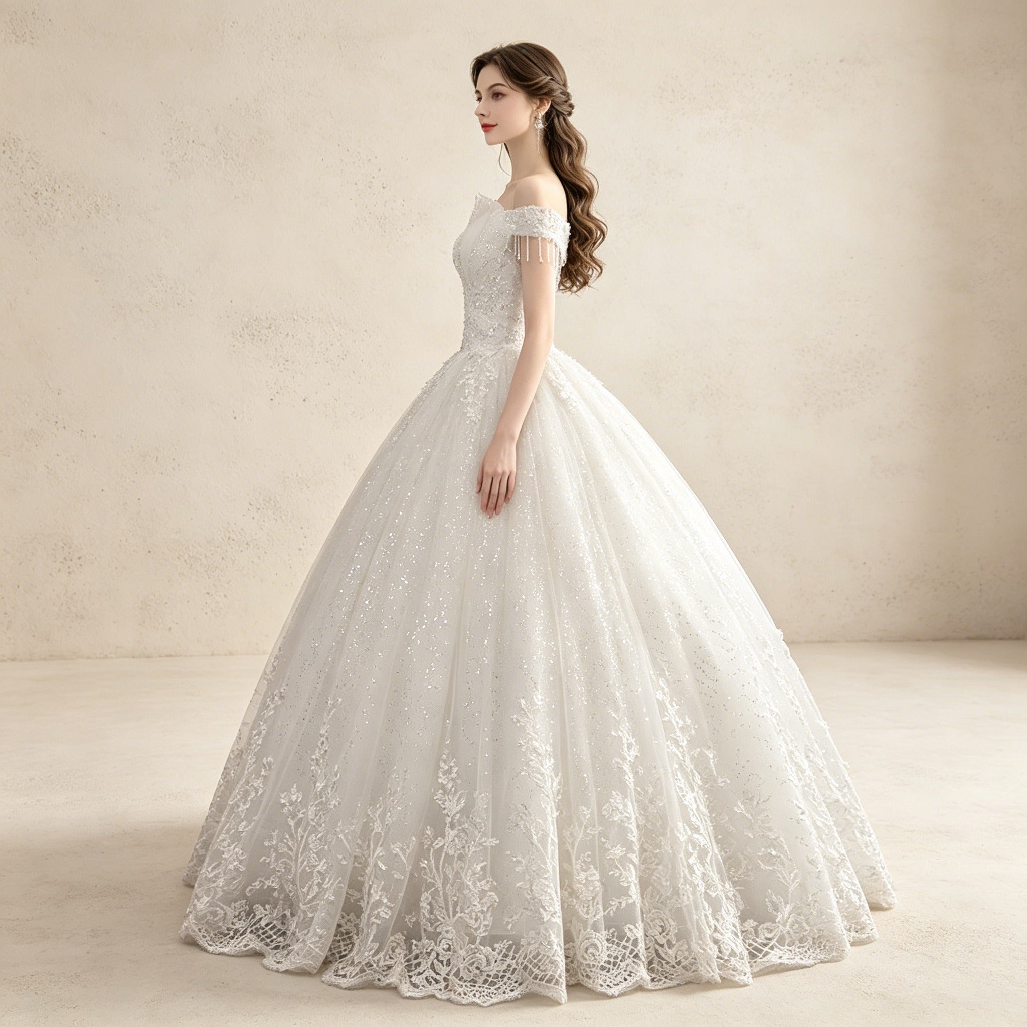 Romantisches Spitzen Maxikleid Weiß | Mehrlagiges Rüschenkleid