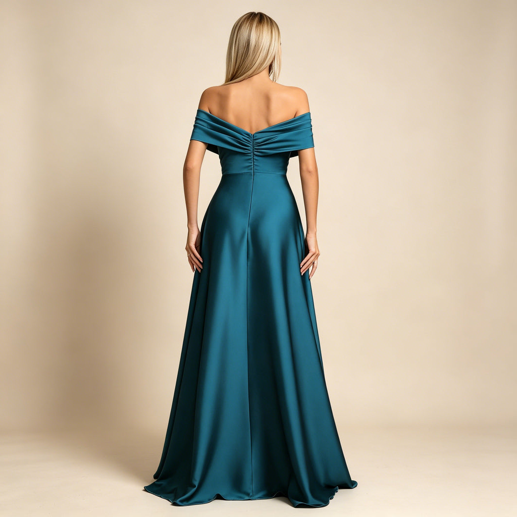 Smaragdgrünes Off-Shoulder Abendkleid aus Satin – Elegante Maxirobe für Damen