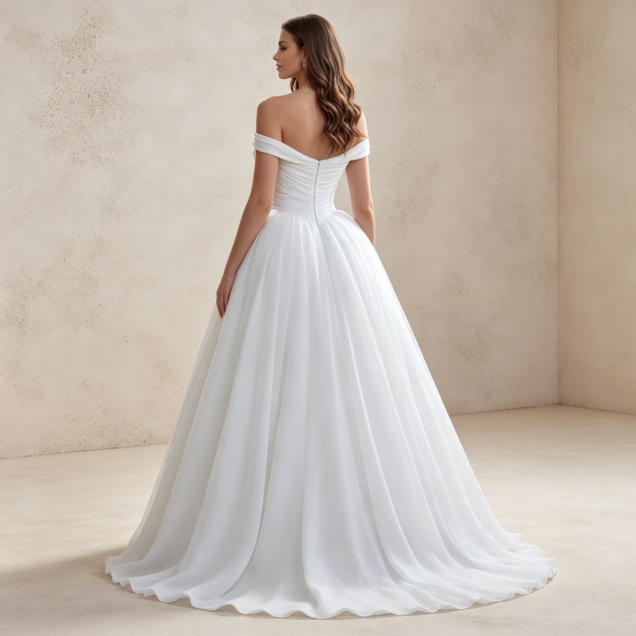 Off-Shoulder Abendkleid mit feiner Raffung – Bodenlanges Ballkleid aus Tüll