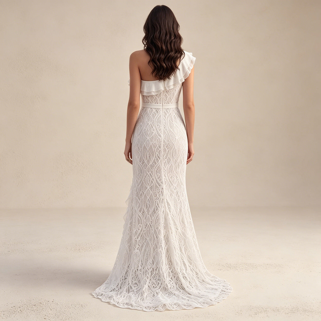 Elegantes One-Shoulder Abendkleid mit Volants – Figurbetontes Spitzenkleid in Weiß