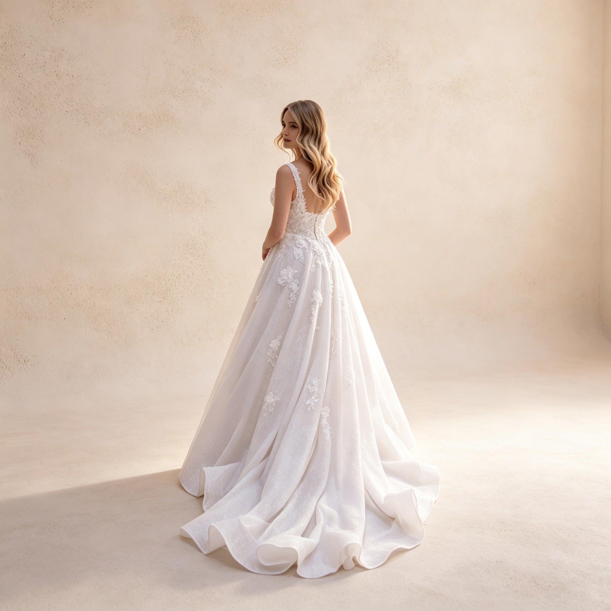 Festliches Kleid mit 3D-Blumen | Weißes Ballkleid mit eckigem Ausschnitt