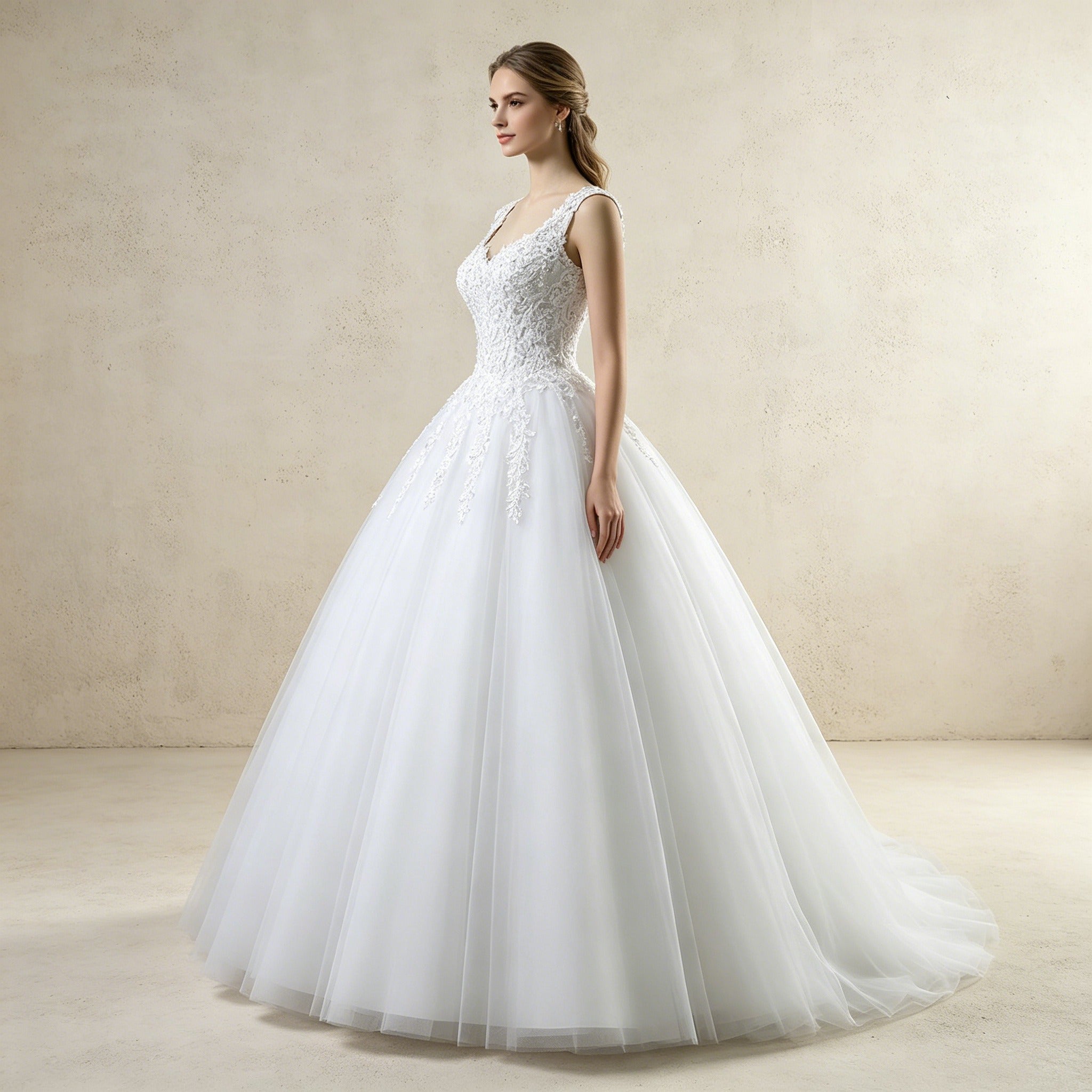 Elegantes Ballkleid mit Spitzen-Stickerei | Voluminöses weißes Tüllkleid